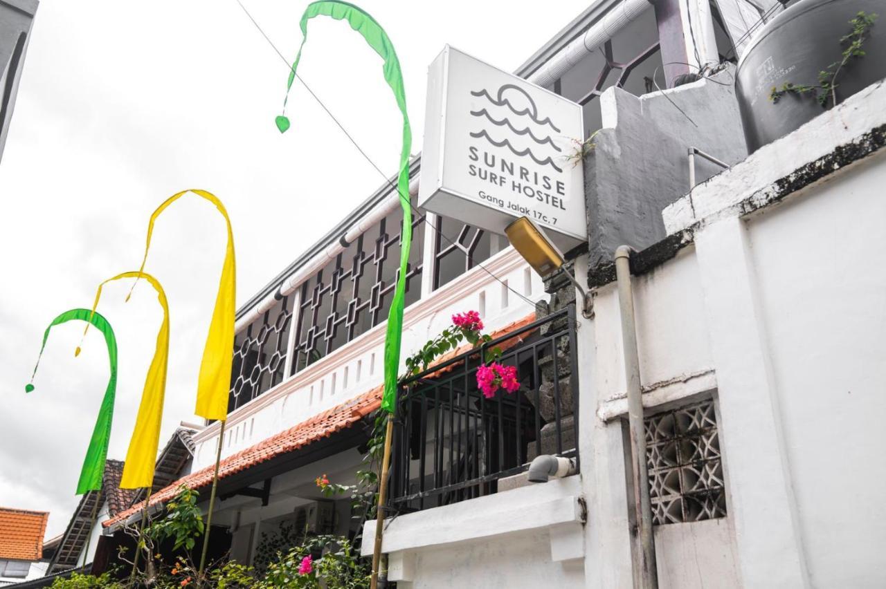 Sunrise Surf Guest House Canggu Extérieur photo
